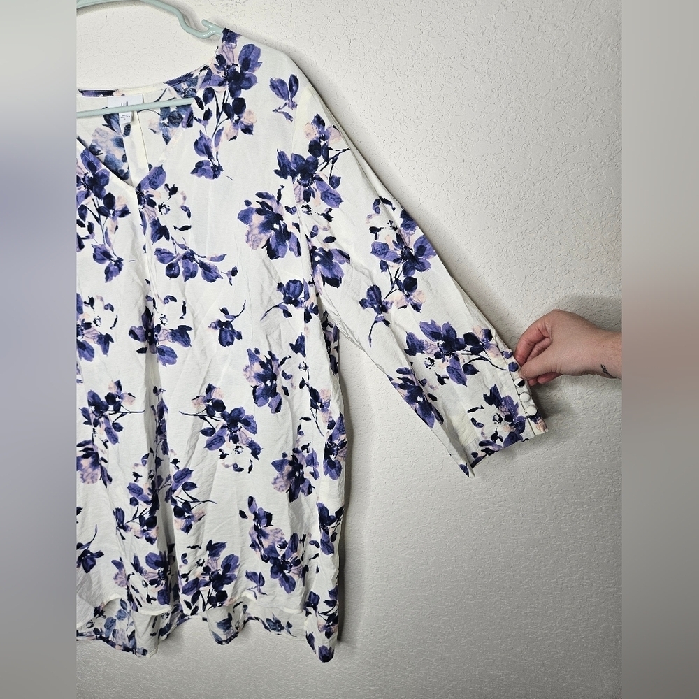 J. Jill Oversize Lagenlook Purple Blue Floral Long Sleeve V-Neck Lightweight Top - Picture 3 of 12
